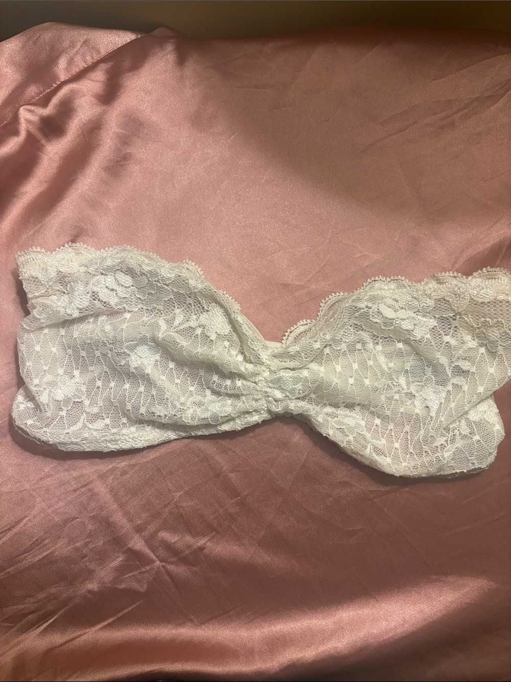 Free People Intimately Off-White Lace Strapless Bandeau Bralette